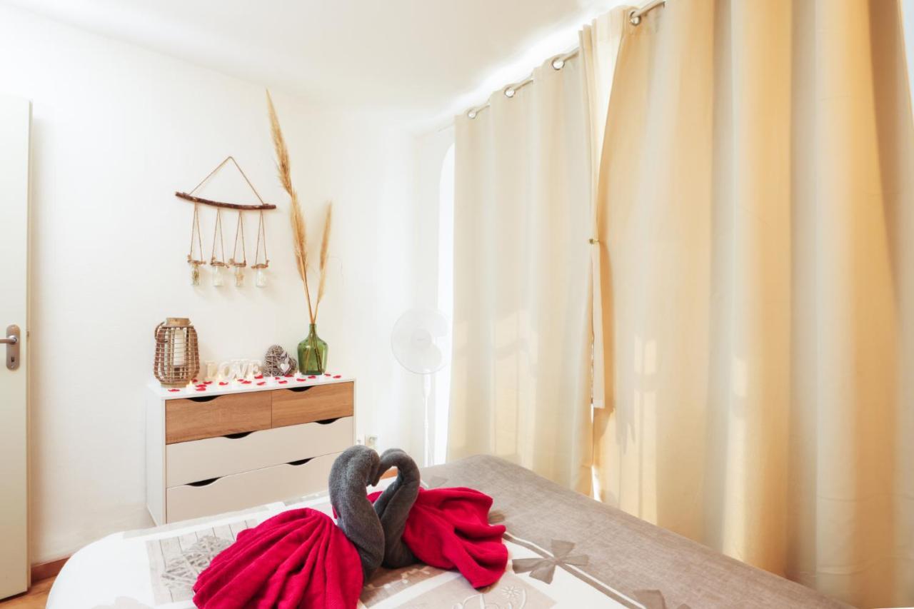 Les Bulles Medievales - Appartement Dedie Au Bien Etre Avec Spa - Netflix Et Wifi - Climatisation Carcassonne Exteriér fotografie